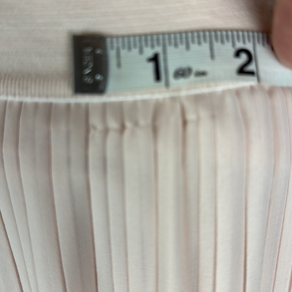 Pleated Pink Skirt - Picture 2 of 8